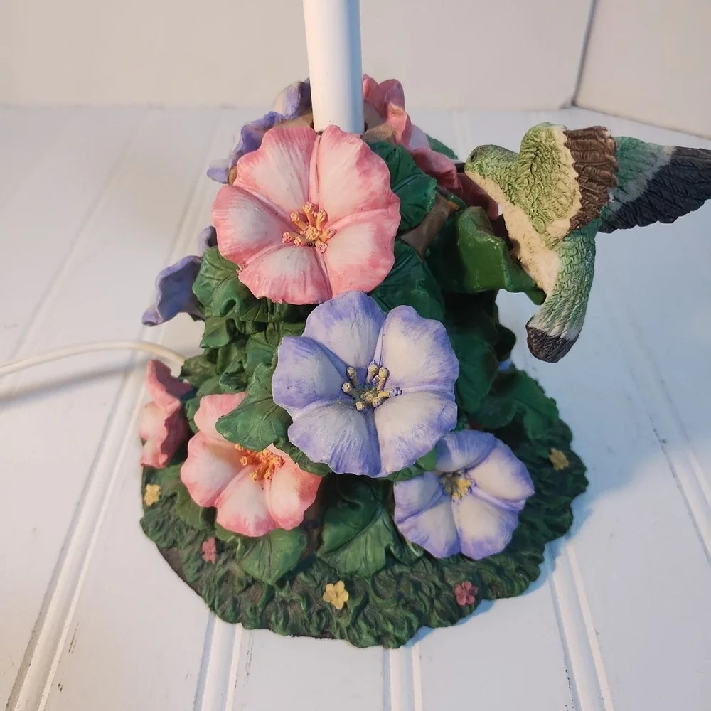 Vintage‎ Porcelain Hummingbird Lamp Morning Glory Floral Sculpted Accent Light